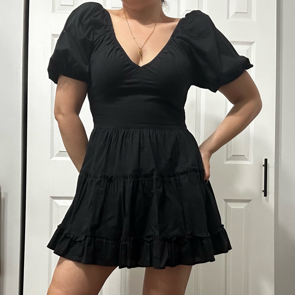 Elegant Black Puff Sleeve Dress